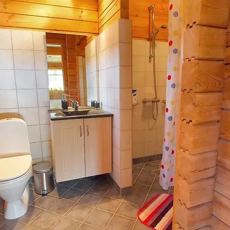 Three-bedroom Holiday Birkedalsvej 03 * Nordost