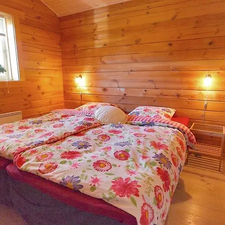 Three-bedroom Holiday Birkedalsvej 03 * Nordost